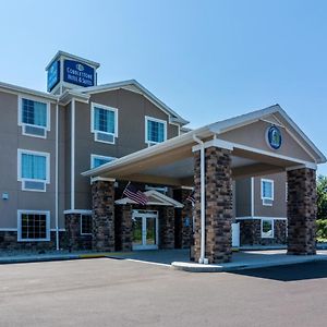 Cobblestone Hotel&Suites - Torrington